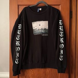 Mens XL Graphic Sweatshirt